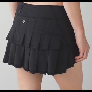 Lululemon skirt with ruffles
